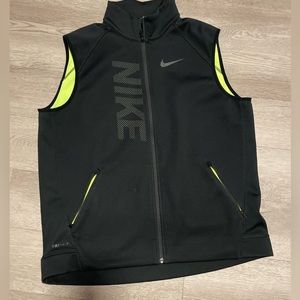 Nike DriFit XL sleeveless zip up vest
